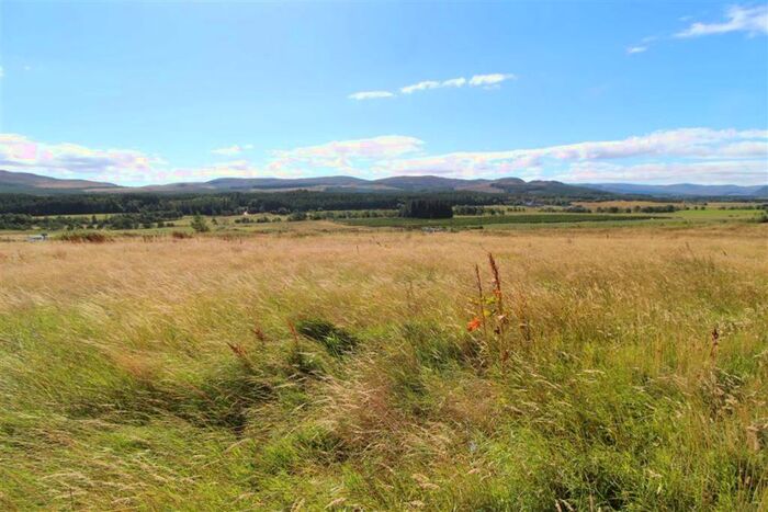Land For Sale In Land, Acres @, Achlaschoille, Farr, IV2