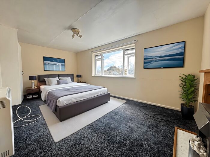 Studio To Rent In Woodcock Road, Norwich, NR3