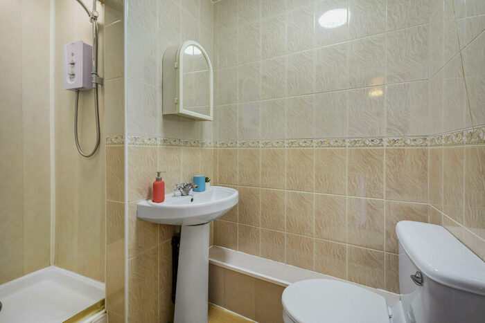 1 Bedroom House To Rent In Moor View, Leeds, LS6