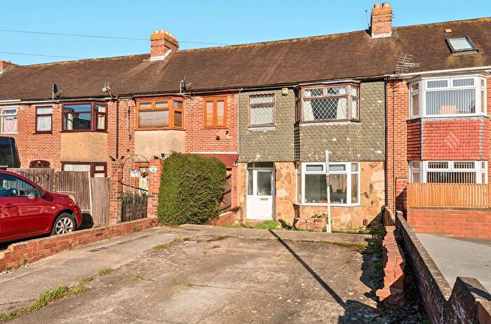 3 Bedroom Terraced House For Sale In Park Road, Gosport, Hampshire, PO12