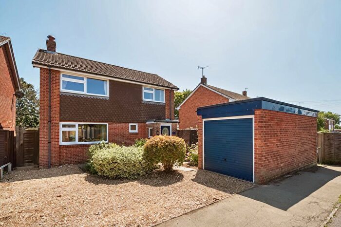 3 Bedroom Detached House To Rent In Ledbury Way, Nyetimber, Bognor Regis, PO21