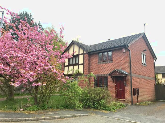 2 Bedroom Semi-Detached House To Rent In Chaffinch Close, Sharston, M22