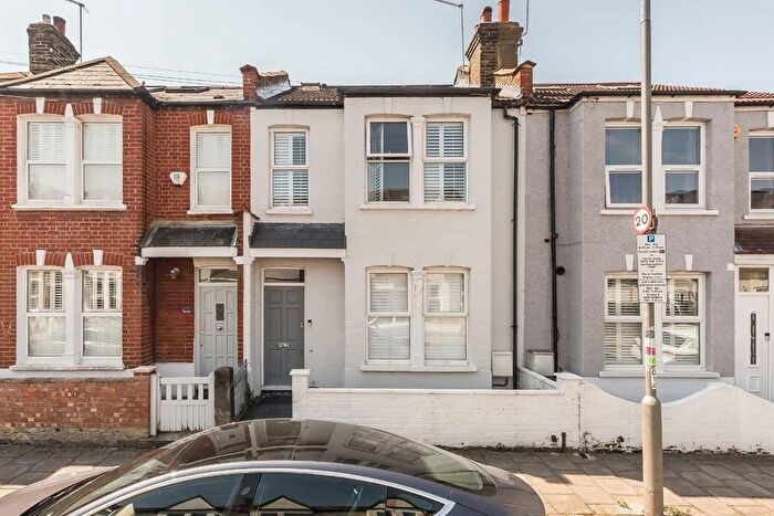 4 Bedroom Terraced House For Sale In Pevensey Road, Tooting, SW17