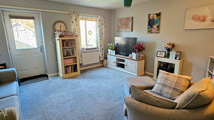 2 Bedroom Semi-Detached House For Sale In Allen Road, Shaftesbury, SP7