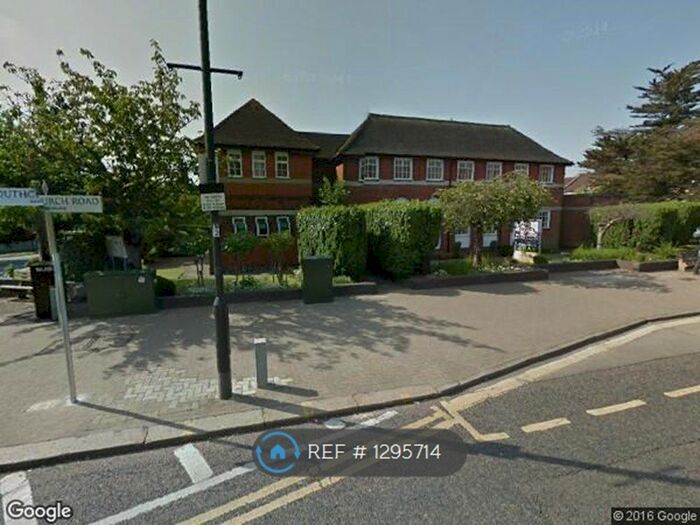 4 Bedroom Flat To Rent In Southchurch Road, Southend-On-Sea SS1