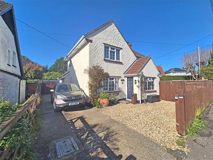 3 Bedroom Detached House For Sale In Albert Road, New Milton, Hampshire, BH25