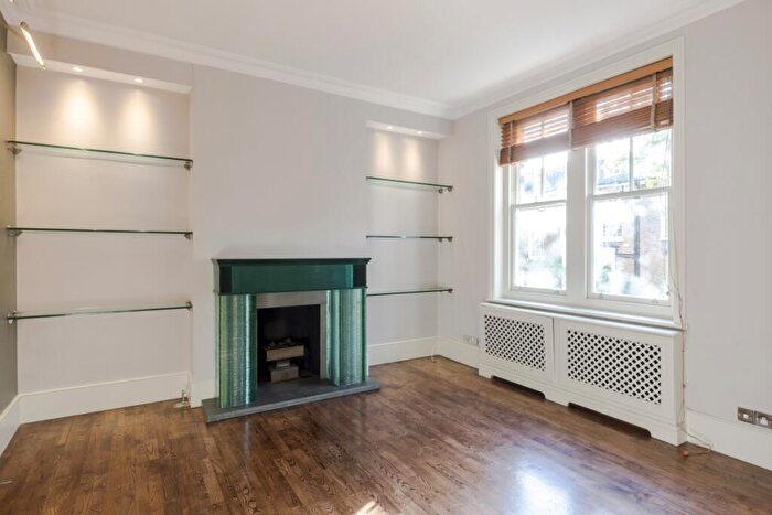 3 Bedroom Apartment To Rent In Drayton Gardens London, SW10