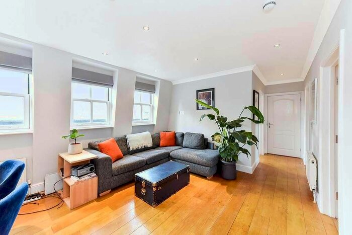 2 Bedroom Flat To Rent In Farringdon Rd, London, EC1R