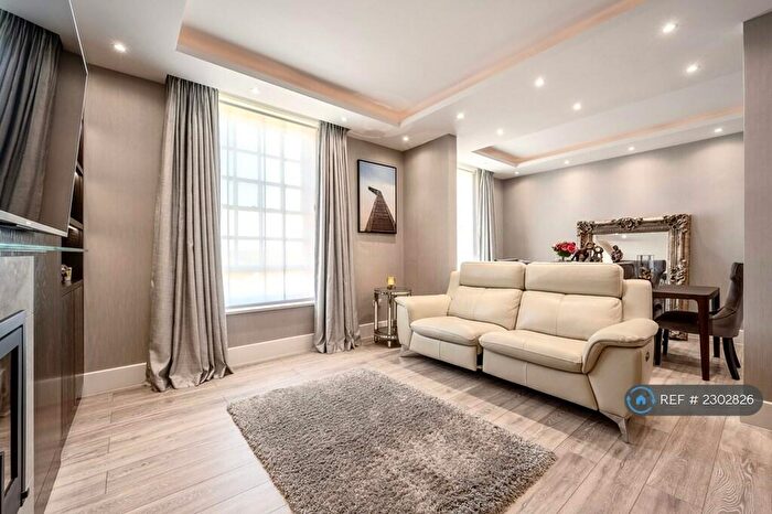 3 Bedroom Penthouse To Rent In Dudley Court, London, NW11