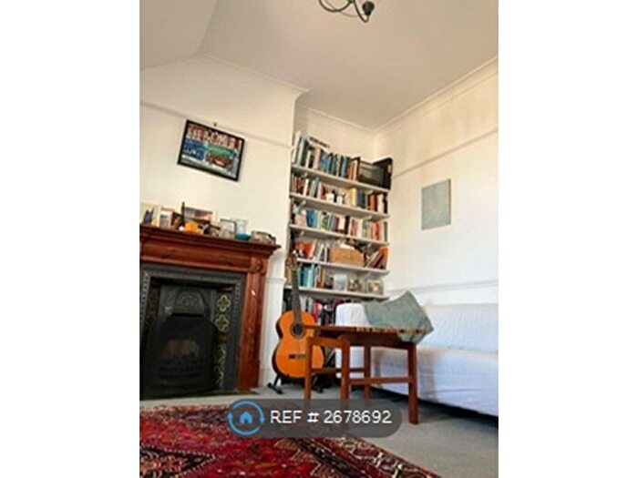 1 Bedroom Flat To Rent In Ferme Park Road, London, N8