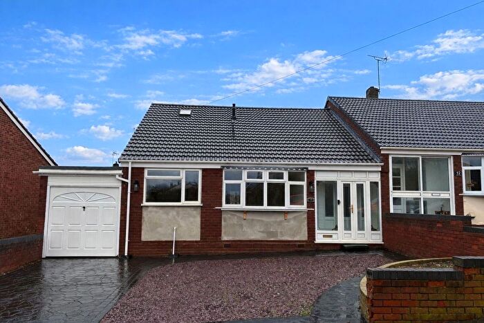 4 Bedroom Bungalow To Rent In Alpine Drive, Cannock, WS12