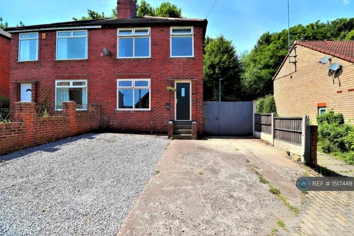 3 Bedroom Semi-Detached House To Rent In Bridge Gardens, Barnsley, S71