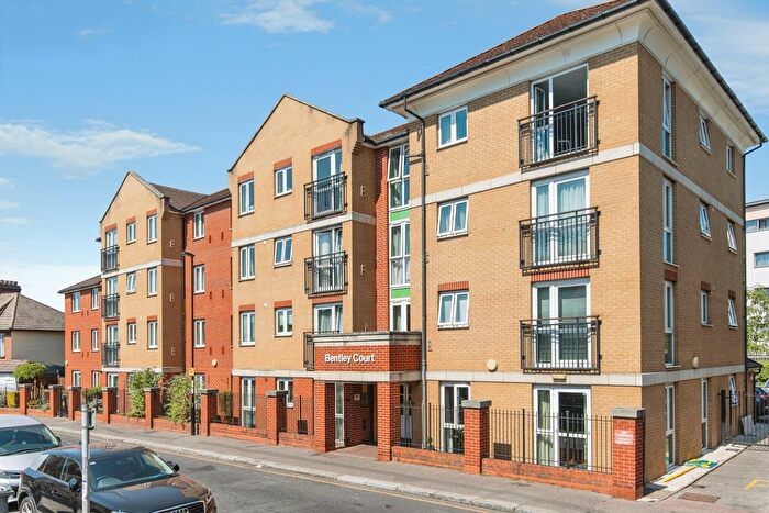 1 Bedroom Flat For Sale In Whitburn Road, London, SE13