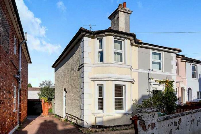 1 Bedroom Apartment To Rent In Western Road, Tunbridge Wells, Kent, TN1