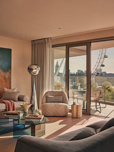 3 Bedroom Flat For Sale In Seven, Southbank Place, SE1