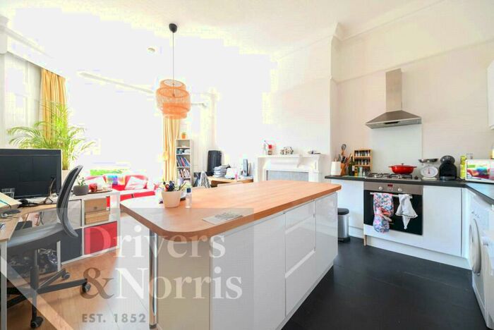 1 Bedroom Apartment To Rent In Alexandra Grove, North Finchley, London, N12