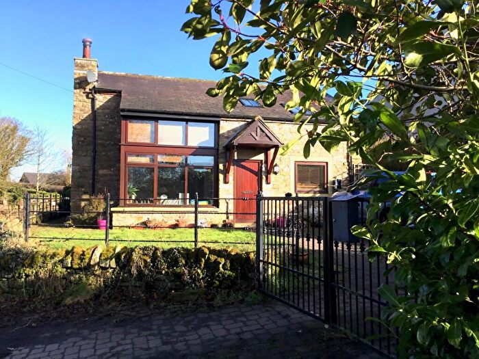 3 Bedroom Barn Conversion To Rent In Farlam, Brampton, CA8