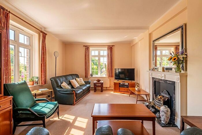 2 Bedroom Flat For Sale In Mount Ephraim, Chancellor House Mount Ephraim, TN4