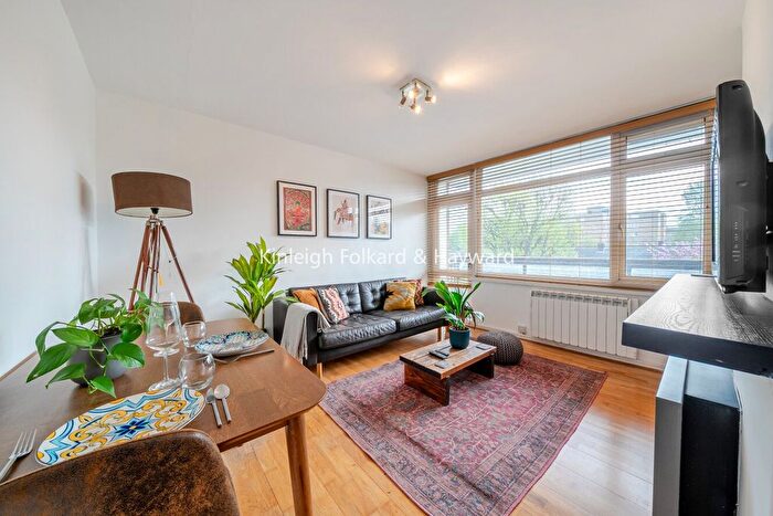 1 Bedroom Flat To Rent In Colson Way, London, SW16