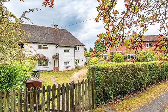 3 Bedroom Semi-Detached House For Sale In Newbourne Hill, Rowney Green, Alvechurch, Birmingham, Worcestershire, B48