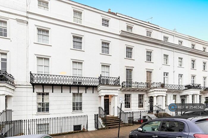 1 Bedroom Flat To Rent In Clarendon Square, Leamington Spa, CV32