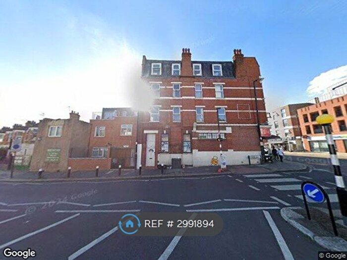 1 Bedroom Flat To Rent In West Green Road, London, N15