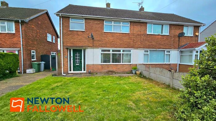 3 Bedroom Semi-Detached House To Rent In Gorseway, Clipstone Village, NG21