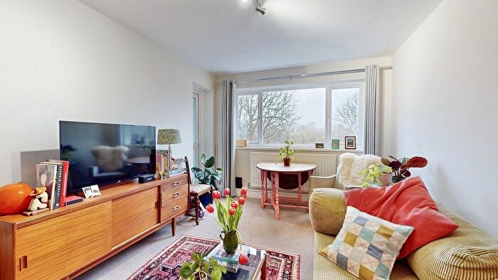 1 Bedroom Flat To Rent In Cortis Road, SW15
