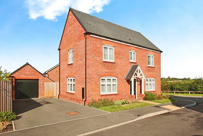 3 Bedroom Detached House For Sale In Bull Drive, Leamington Spa, Warwickshire, CV31