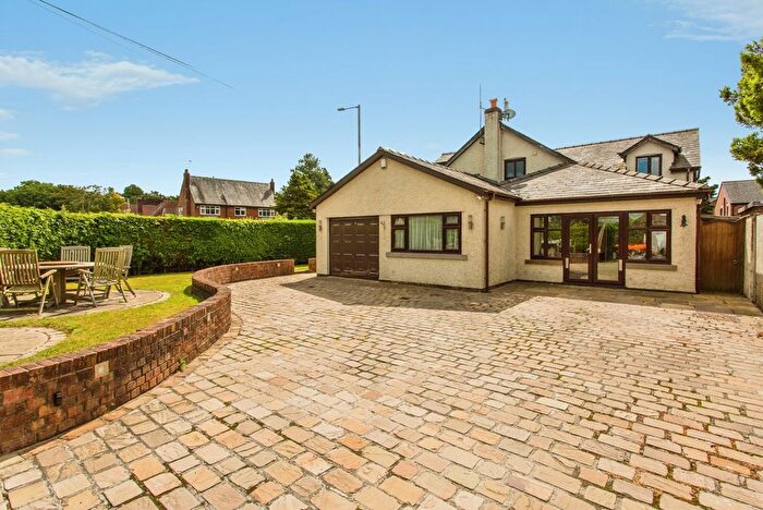 5 Bedroom Semi-Detached House For Sale In Garstang Road, Barton, Preston, Lancashire, PR3