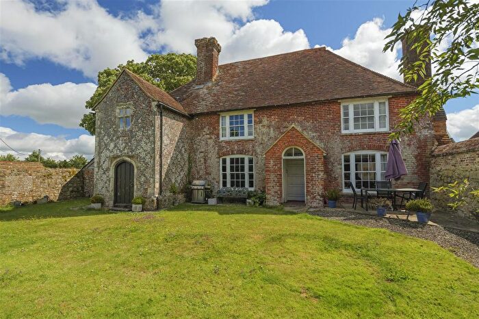 3 Bedroom Detached House For Sale In Ruffyns, Roman Road, Ashford, TN25