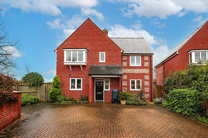 4 Bedroom Detached House For Sale In Clarendon Place, Petersfinger, Salisbury, Wiltshire, SP5