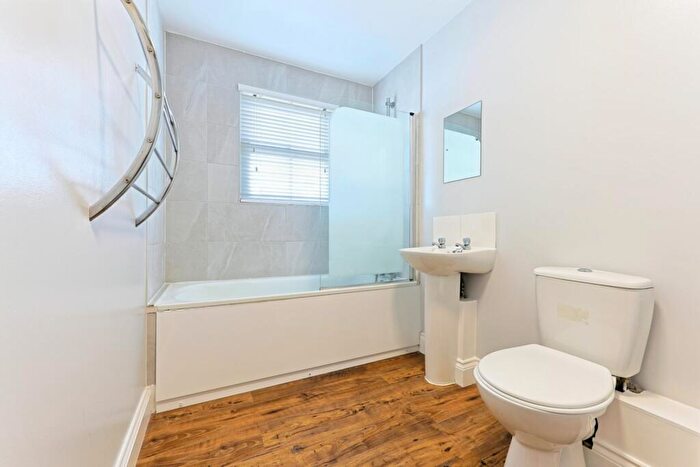 1 Bedroom Flat To Rent In Orchard Ave, Deal, CT14