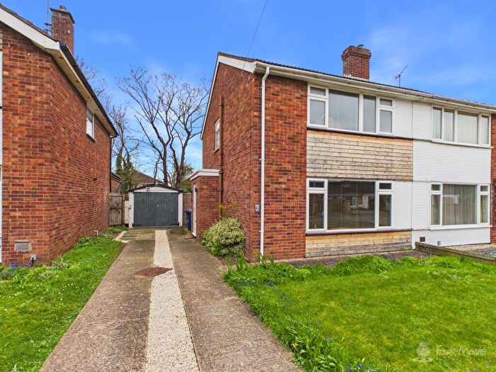 3 Bedroom Semi-Detached House For Sale In Melrose Gardens, Newmarket, Suffolk, CB8