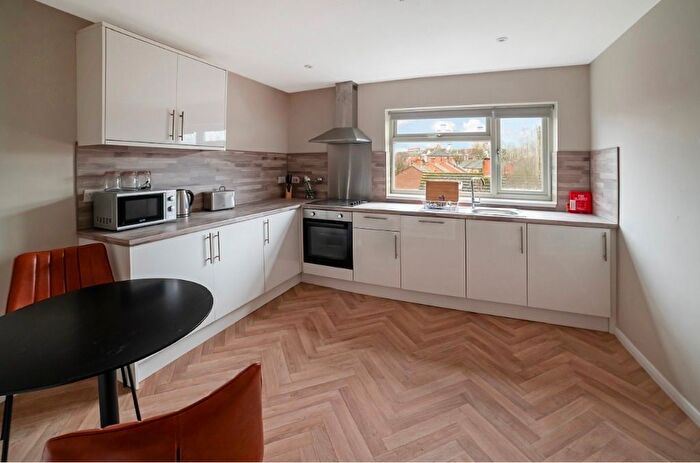 2 Bedroom Flat To Rent In Gregory Boulevard, Nottingham, Nottinghamshire, NG7