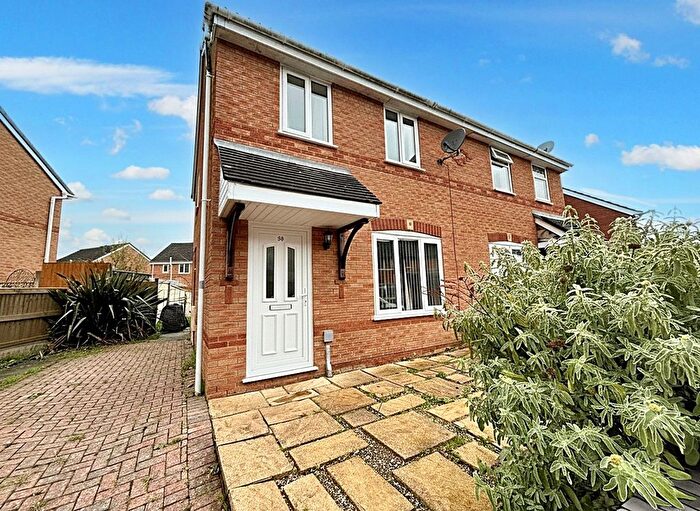 3 Bedroom Semi-Detached House To Rent In Rees Park, Burscough, L40