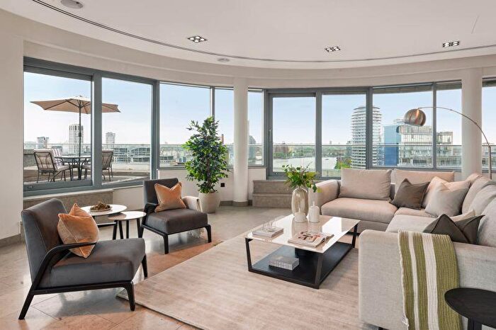 3 Bedroom Flat For Sale In Altura Tower, Bridges Court Road, London, SW11