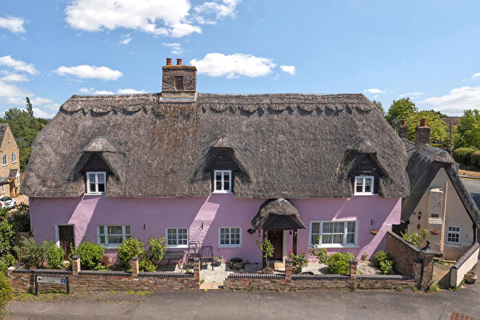 4 Bedroom Detached House For Sale In High Street, Ellington, Huntingdon, Cambridgeshire, PE28