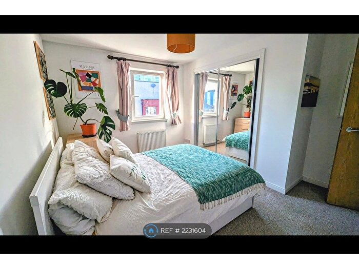 2 Bedroom Flat To Rent In Ashgrove Road, Aberdeen, AB25