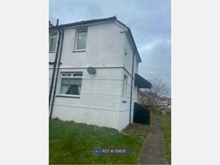 2 Bedroom Semi-Detached House To Rent In Knockinlaw Road, Kilmarnock, KA3