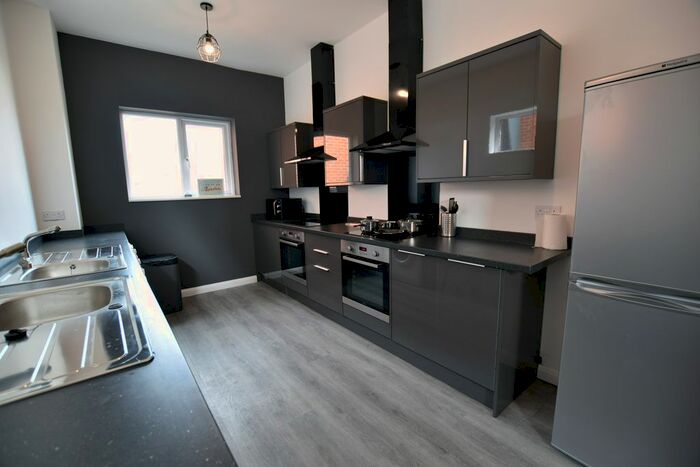 1 Bedroom Property To Rent In Apartment, Oxford House, St James Street, Daventry, NN11