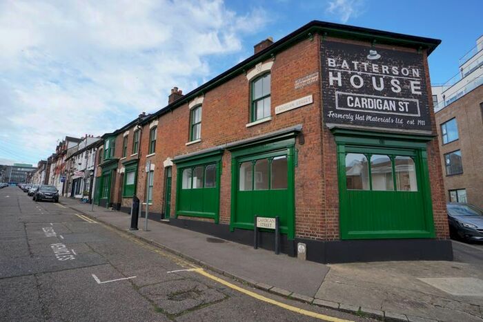 Property To Rent In Cardigan Street, Luton, LU1