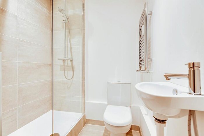 3 Bedroom Terraced House For Sale In Tower Hill, Witney, OX28