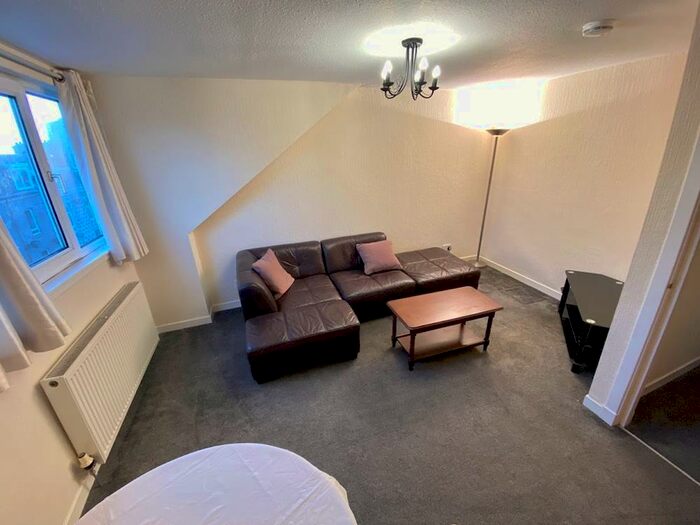 1 Bedroom Apartment To Rent In South Mount Street, Aberdeen, AB25