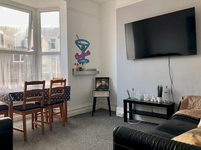 6 Bedroom House To Rent In Marlborough Rd, Brynmill, Swansea, SA2