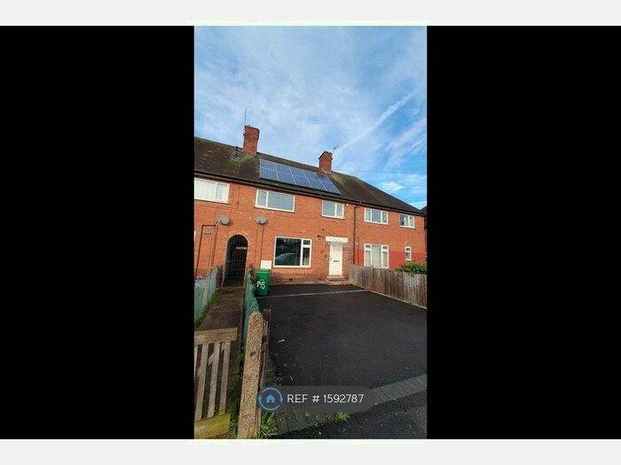 3 Bedroom Terraced House To Rent In Frinton Road, Nottingham, NG8