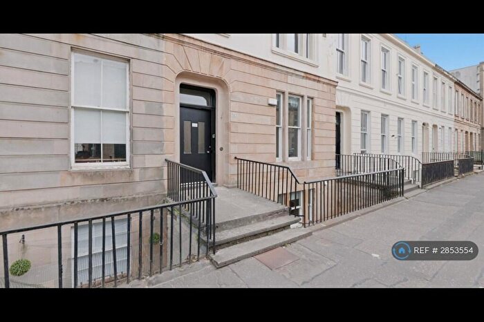 4 Bedroom Flat To Rent In Glasgow, Glasgow, G3