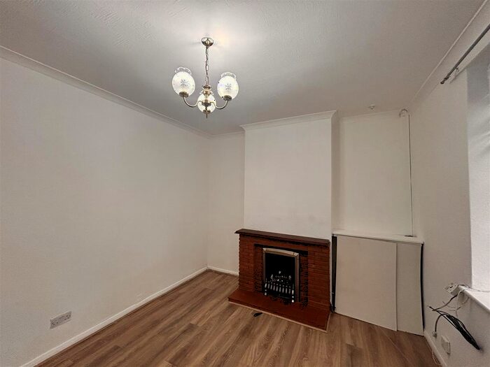 2 Bedroom Property To Rent In Sutton Lane, Slough, SL3