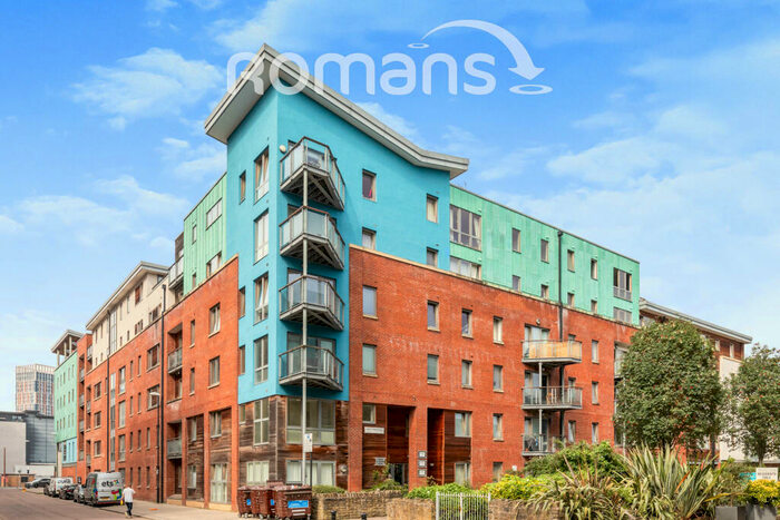 2 Bedroom Apartment To Rent In Crown & Anchor House, Sweetman Place, BS2