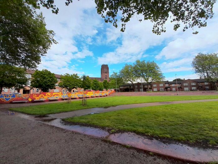 2 Bedroom House To Rent In Nelson Street, L1